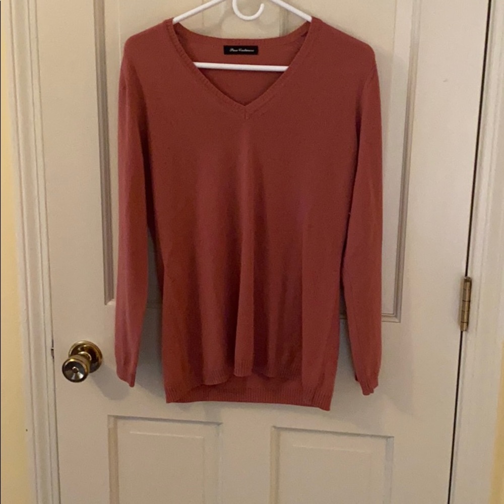 Dark pink cashmere sweater
